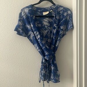Anthropologie Maeve delicate feminine Blue and white wrap v neck top